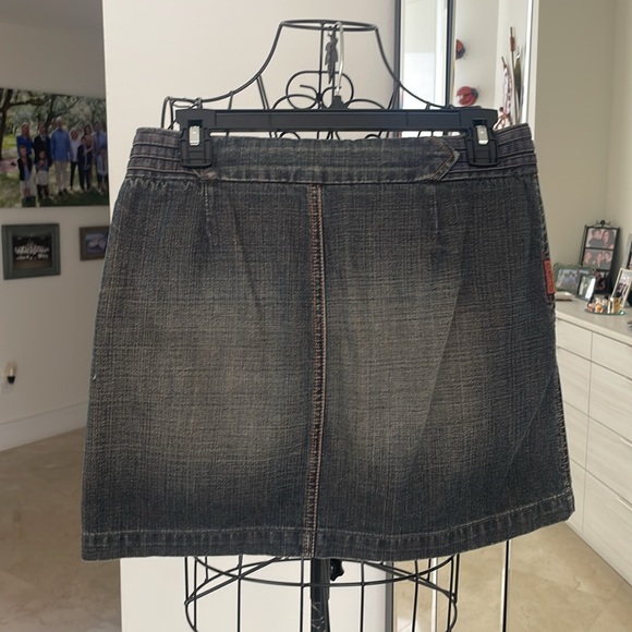 “7” DENIM MINISKIRT - Picture 3 of 9